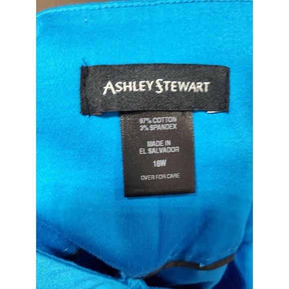 Ashley Stewart Women Solid Blue Cotton Mid Rise Buttons Front Casual Shorts 18W - Picture 7 of 10
